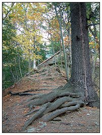 The path up Pyramid Hill